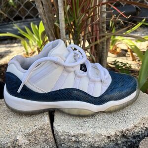 Jordan Womens Retro 11 Snakeskin Navy Blue CD6847 102  Size 5Y= 6.5 Women